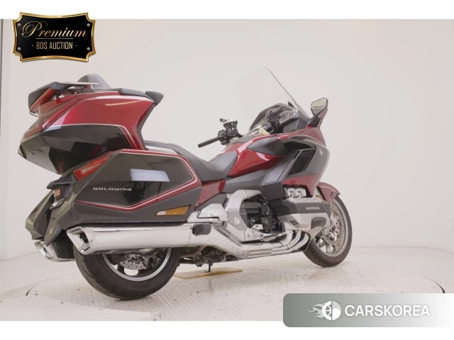 Проданный Honda GL1800 TOUR DCT 2018 из Японии, фото 4
