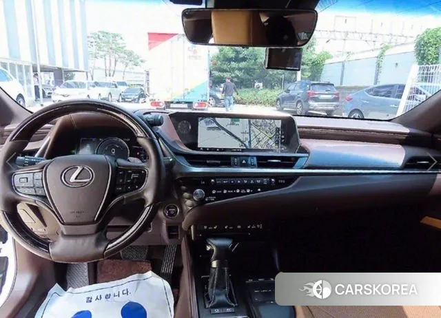 Lexus ES300h 7th generation id 3013044 из Кореи 17