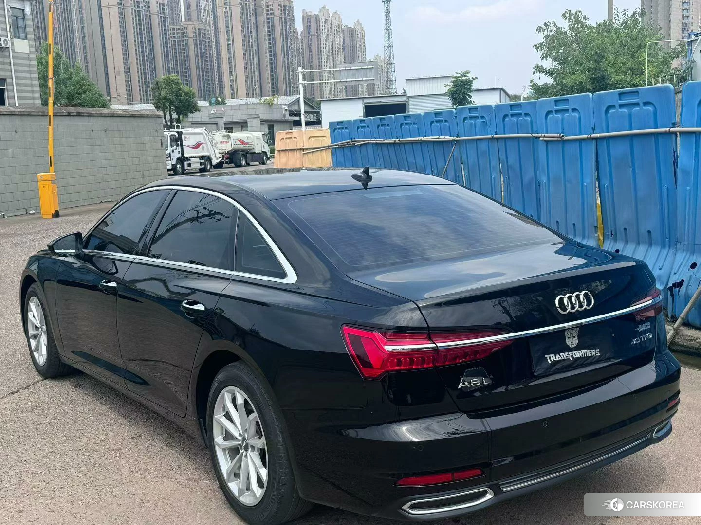 Audi A6L id 4467939 из Китая 7
