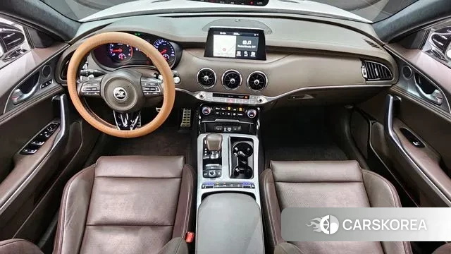 Kia Stinger id 3254111 из Кореи 17