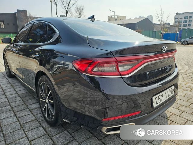 Hyundai Grandeur IG id 3796396 из Кореи 17