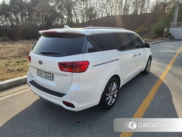 Kia The New Carnival id 3893829 из Кореи 17