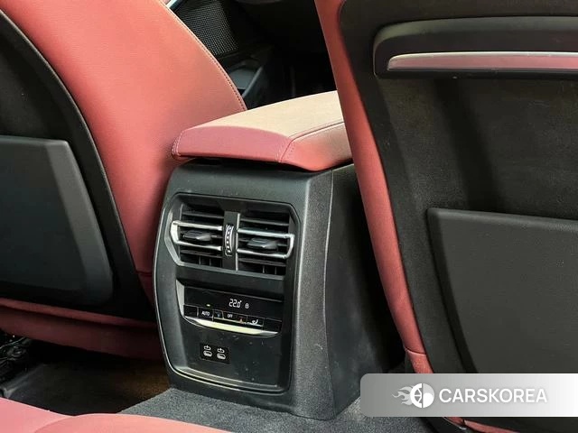 BMW 3 series id 4253899 из Китая 19
