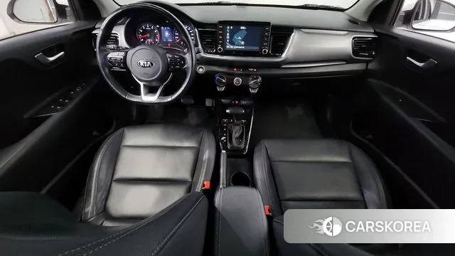 Kia Stonic id 3464579 из Кореи 17