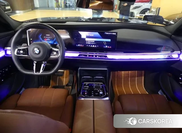 BMW 7 Series (G70) id 3732505 из Кореи 17