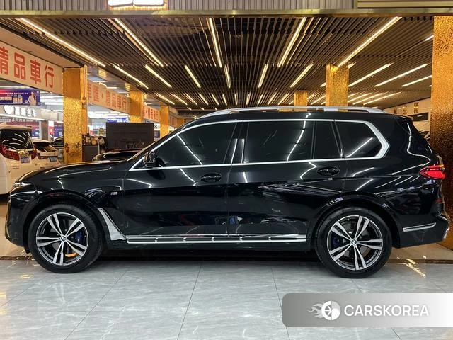 BMW X7 id 4257644 из Китая 7