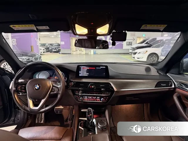 BMW 5 Series (G30) id 3485104 из Кореи 17