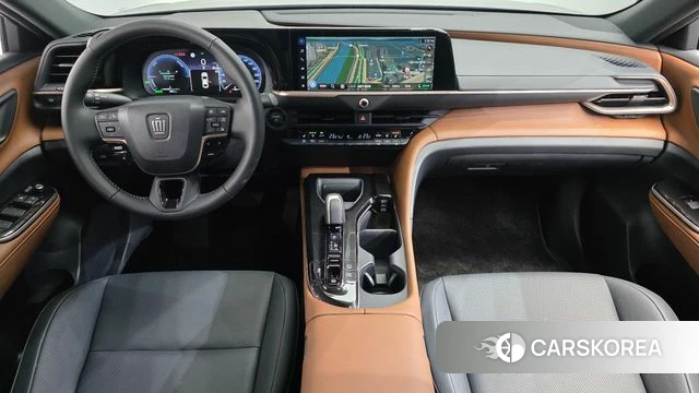 Toyota Crown Crossover id 4185450 из Кореи 30