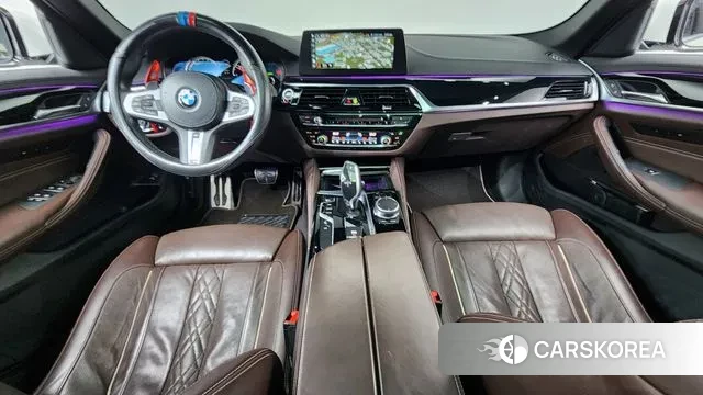 BMW 5 Series (G30) id 3622529 из Кореи 17