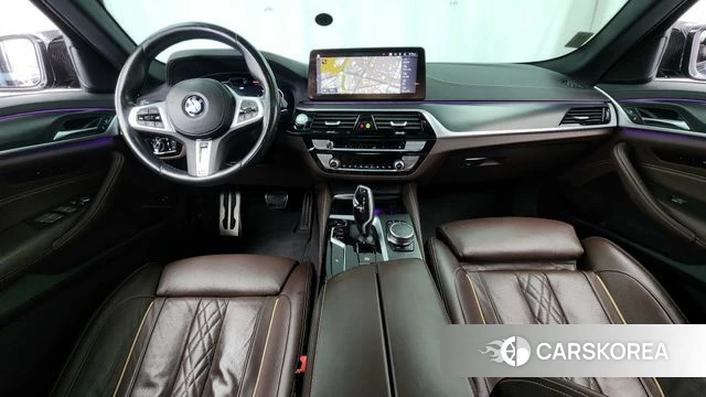 BMW 5 Series (G30) id 3934705 из Кореи 17