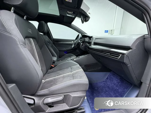 Volkswagen Golf id 4260049 из Китая 14