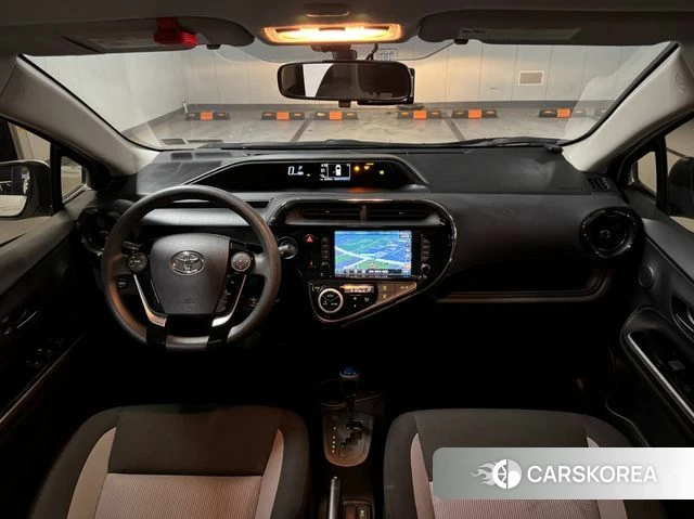 Toyota Prius C id 4363127 из Кореи 17