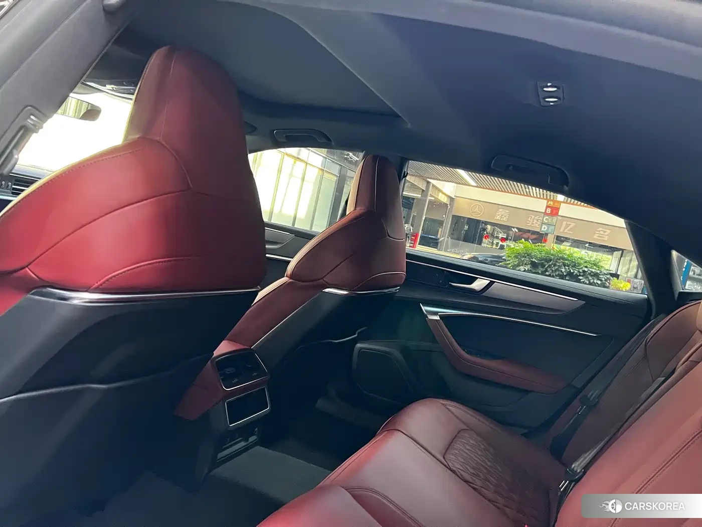 Audi A7L id 4570460 из Китая 16