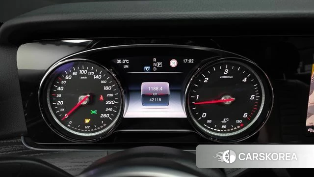Mercedes-Benz E-Class W213 id 4543266 из Кореи 31