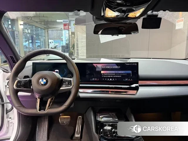 BMW 5 Series (G60) id 3609979 из Кореи 17