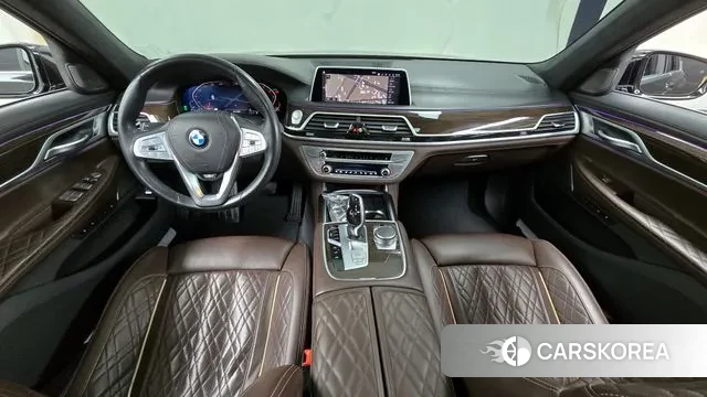 BMW 7 Series (G11) id 3772508 из Кореи 17