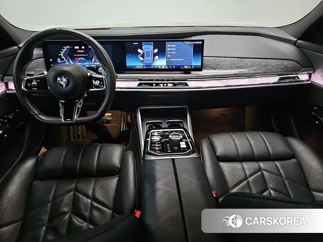 BMW 7 Series (G70) id 3745660 из Кореи 17