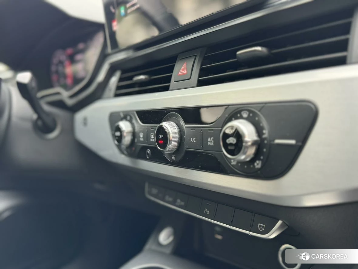 Audi A4L id 4512361 из Китая 21