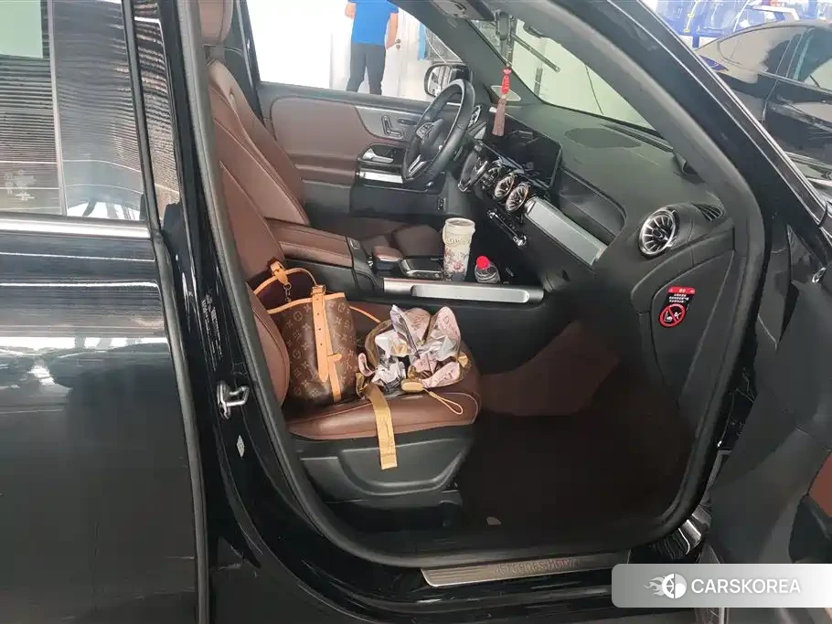 Mercedes-Benz GLB id 4606950 из Китая 13