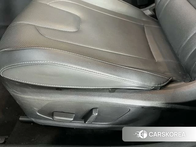 Hyundai Elantra id 4333764 из Китая 21