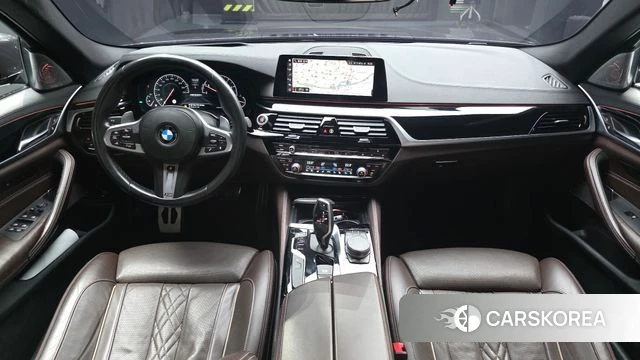 BMW 5 Series (G30) id 4873262 из Кореи 34