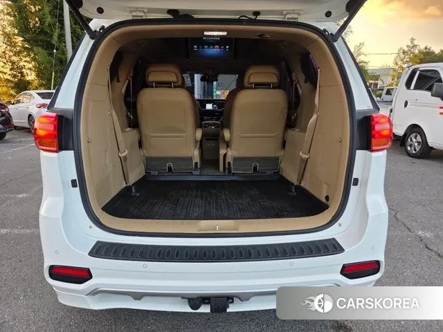 Kia The New Carnival id 3374604 из Кореи 17