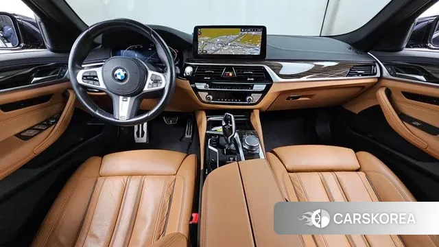 BMW 5 Series (G30) id 3488870 из Кореи 17