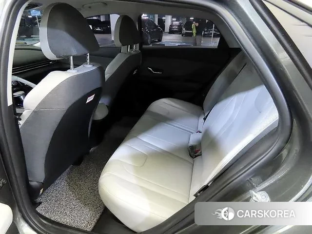 Hyundai Avante Hybrid (CN7) id 3366086 из Кореи 16