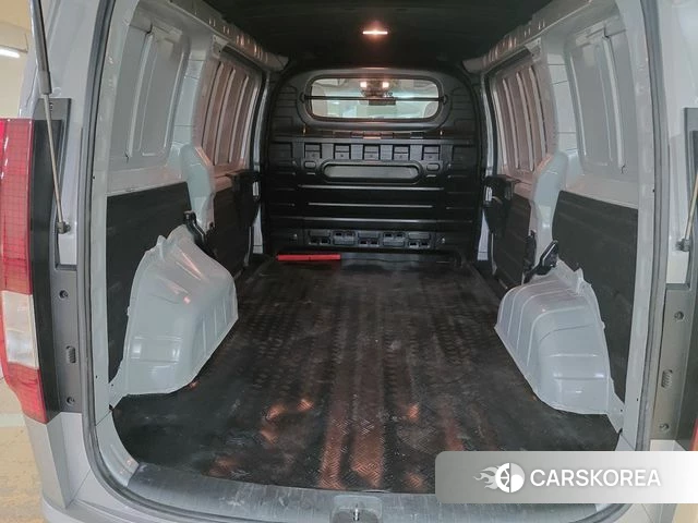 Hyundai Staria id 4242814 из Кореи 15