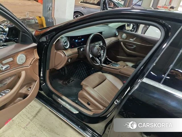Mercedes-Benz E-class id 4298250 из Китая 7
