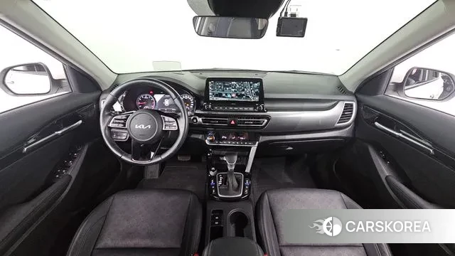 Kia Seltos id 3361075 из Кореи 17