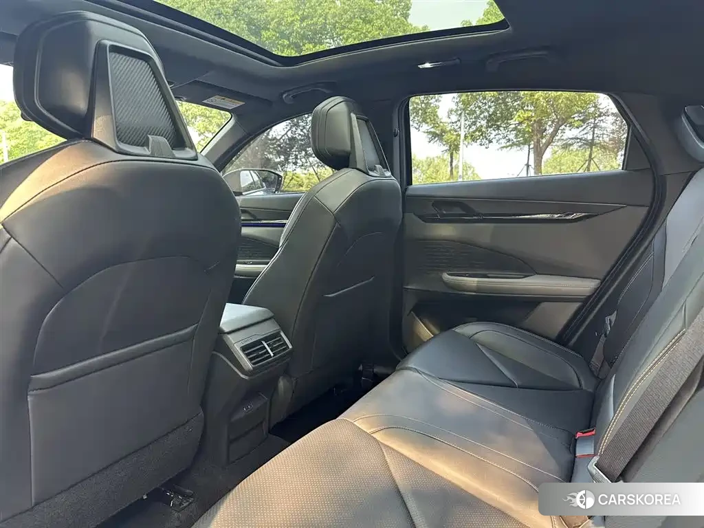 Chang'an Changan UNI-V id 4565267 из Китая 14