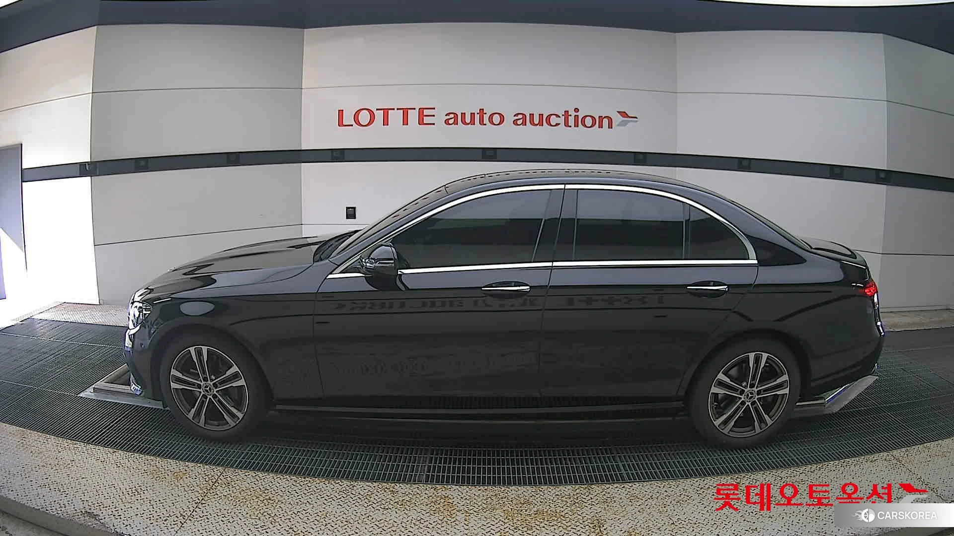 Mercedes-Benz Mercedes-Benz E350 4MATIC id 4674063 из Кореи 33