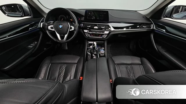 BMW 5 Series (G30) id 4662675 из Кореи 17