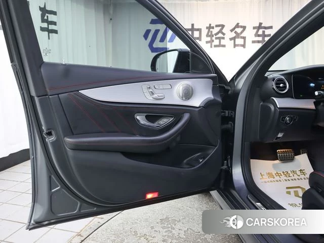 Mercedes-Benz E-class AMG id 4211436 из Китая 27