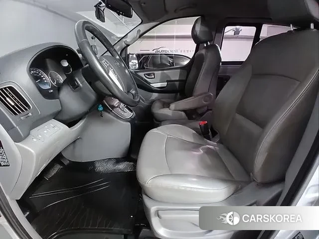 Hyundai The New Grand Starex id 3582878 из Кореи 17