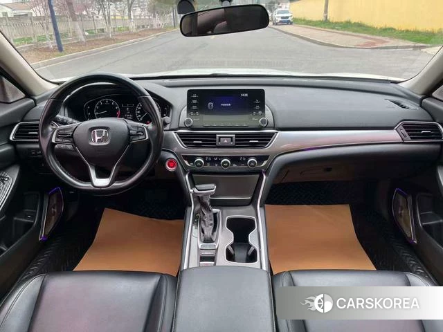 Honda Accord id 3889849 из Китая 22