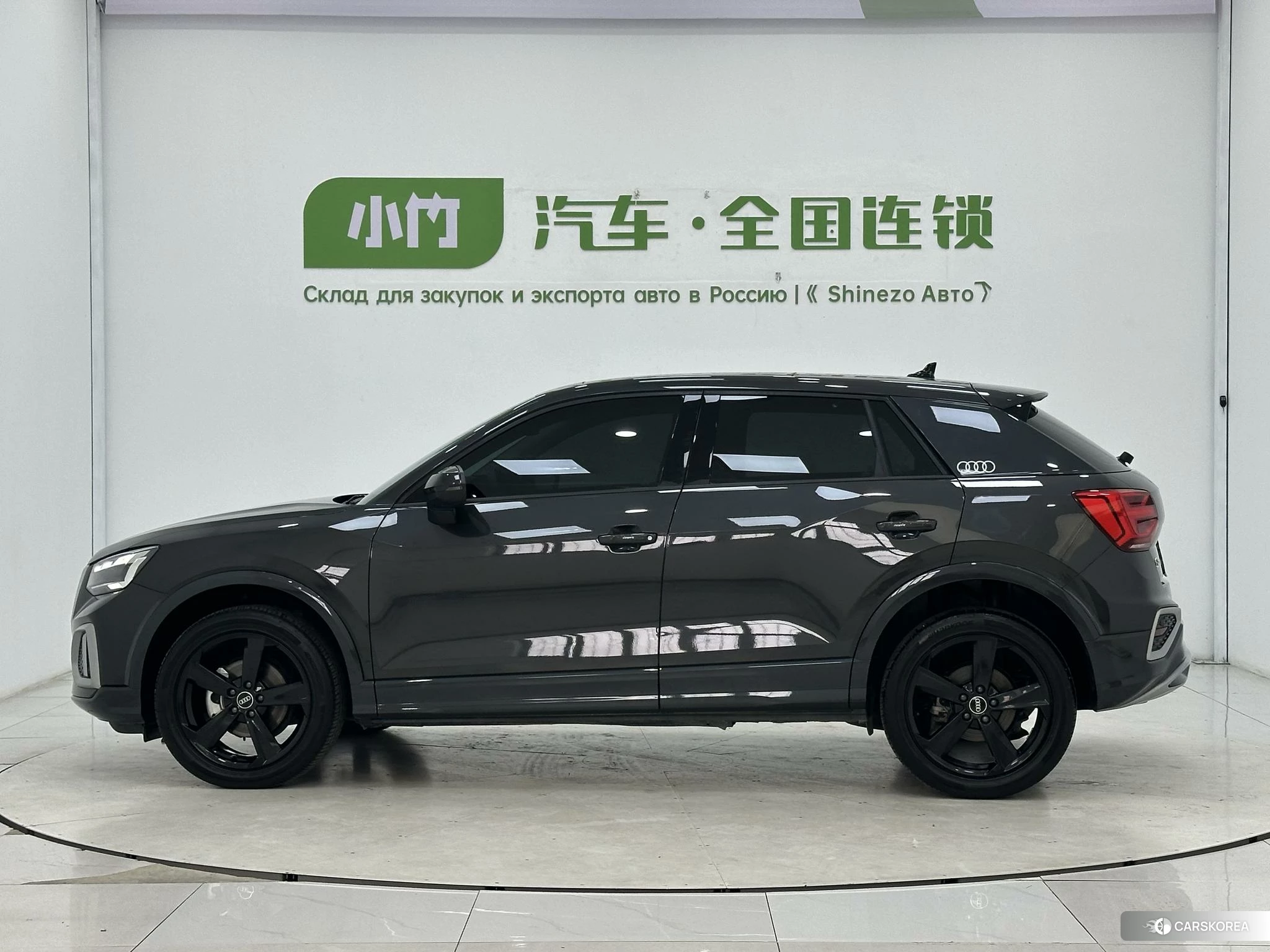 Audi Q2L id 4453763 из Китая 14