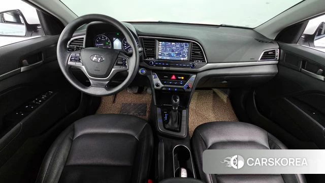 Hyundai Avante AD id 3796157 из Кореи 17