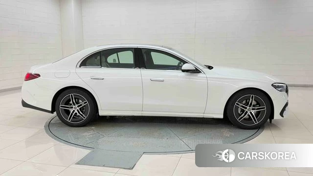 Mercedes-Benz E-Class W214 id 4862757 из Кореи 16