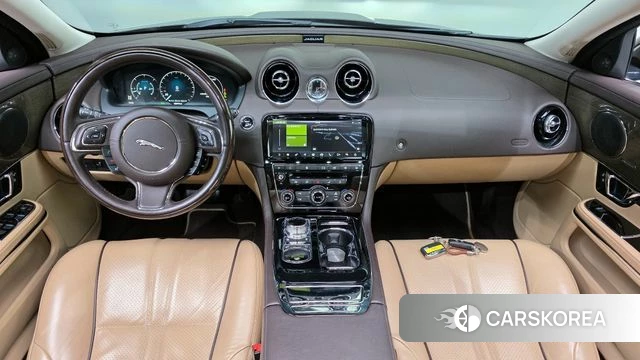 Jaguar All New XJ id 4390342 из Кореи 30