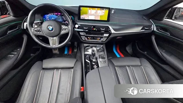 BMW 5 Series (G30) id 3416144 из Кореи 17