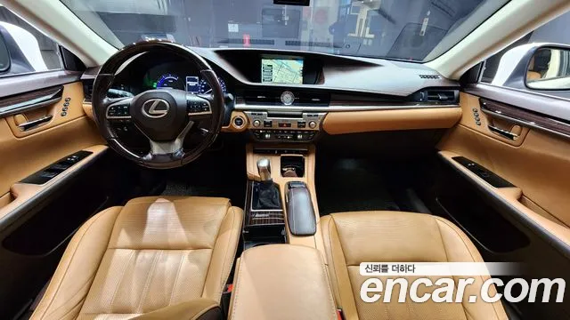 Lexus New ES300h id 2673678 из Кореи 17