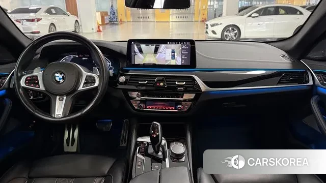 BMW 5 Series (G30) id 3566927 из Кореи 17