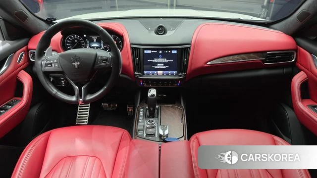 Maserati Levante id 4603232 из Кореи 17