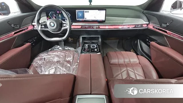 BMW 7 Series (G70) id 3639275 из Кореи 17