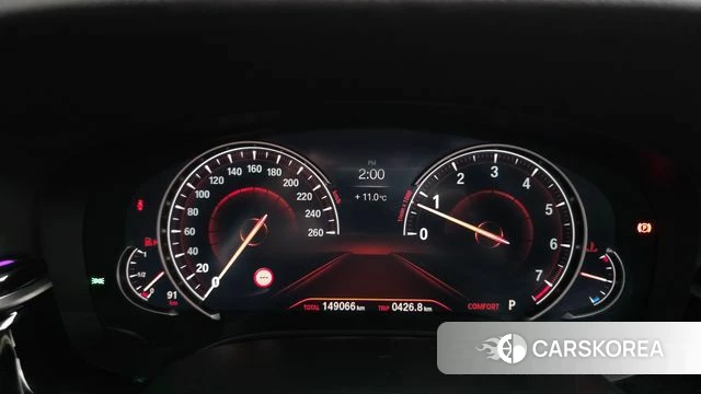 BMW 5 Series (G30) id 3834726 из Кореи 16