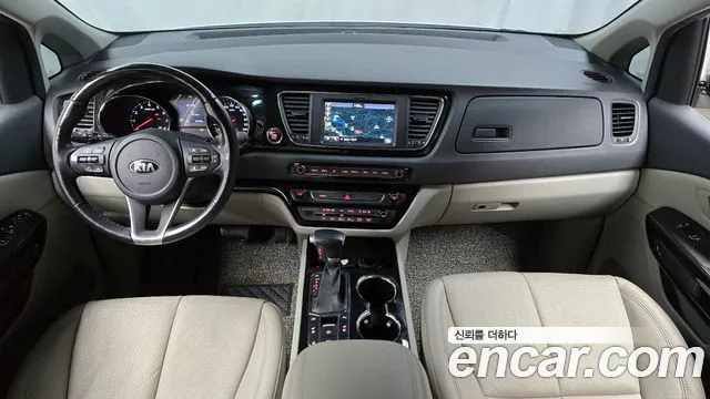 Kia The New Carnival id 2704730 из Кореи 17