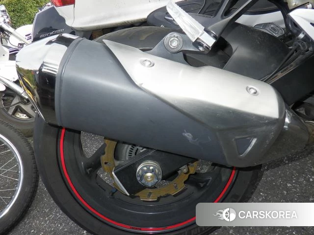 Suzuki GSR750 id 3947097 из Японии 21