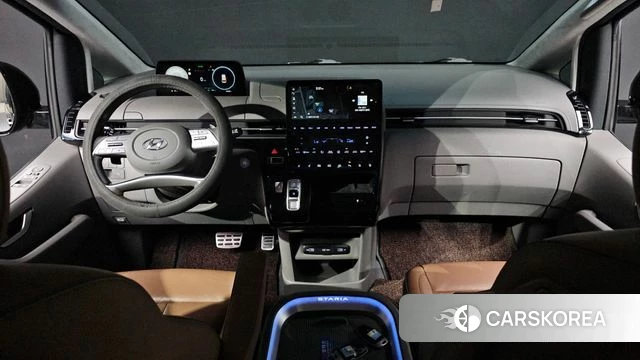 Hyundai Staria id 4501396 из Кореи 28